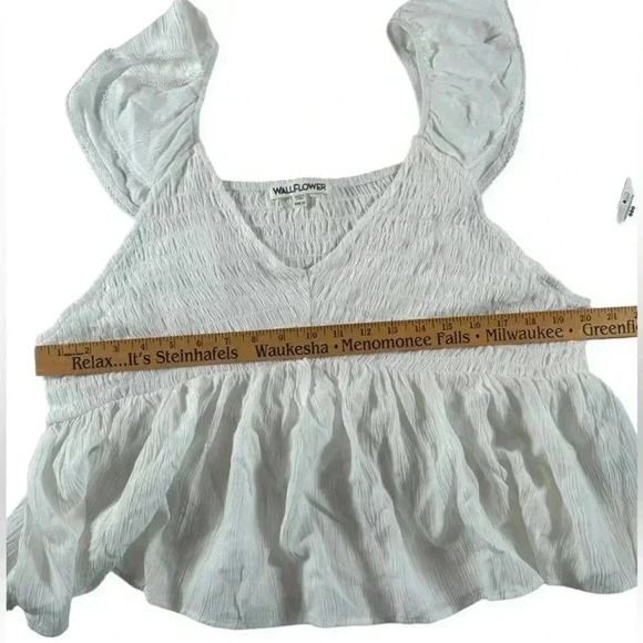 Wallflower Women's 2X White Short Sleeve Alessia Top New with Tags - Picture 8 of 9